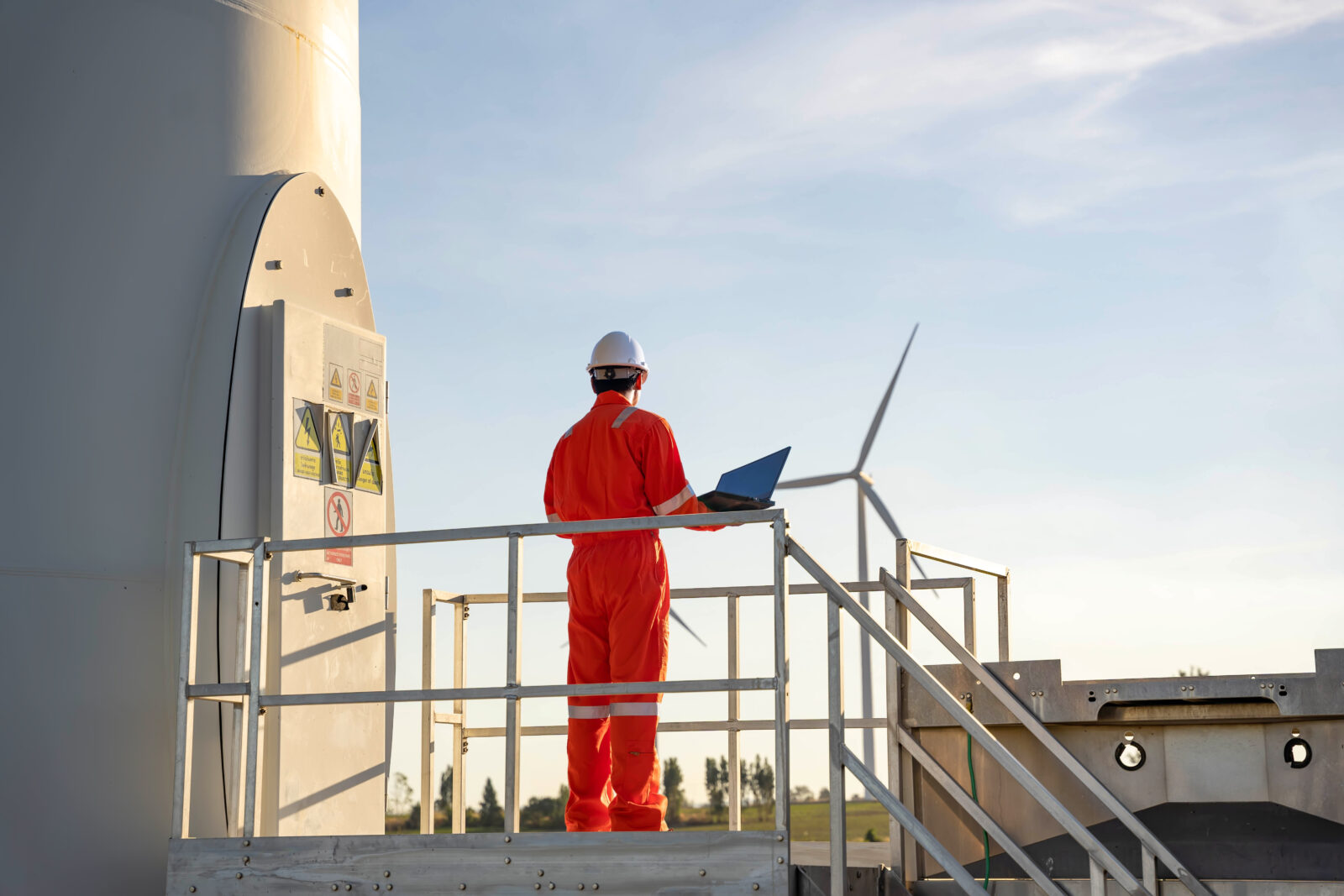 Benefits of an IoT Platform for the Power and Energy Industries